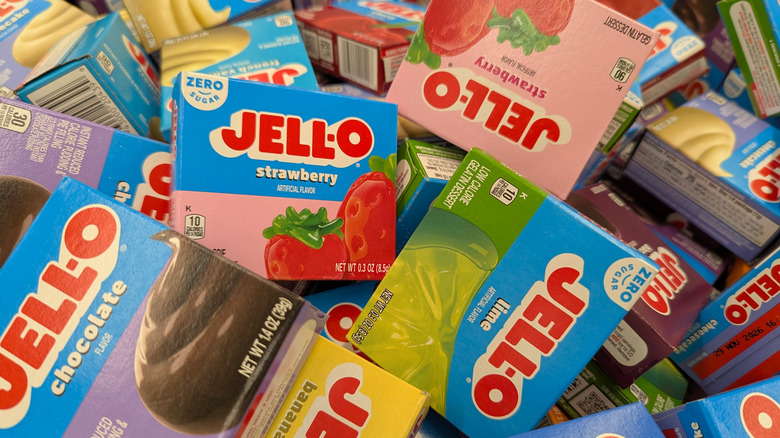 Boxes of Jell-O jellies and puddings