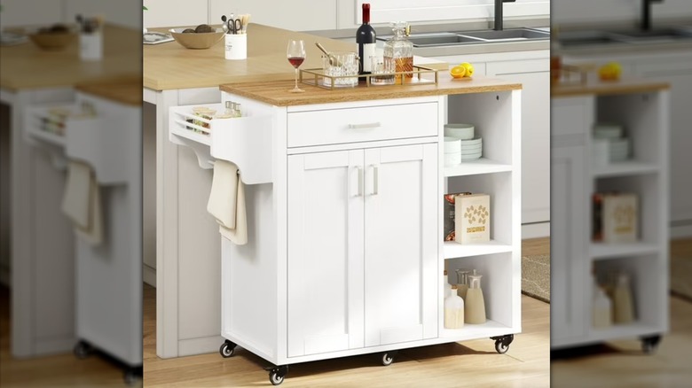 The DEXTRUS kitchen island