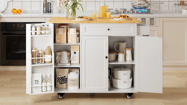 Wayfair's Winston Porter kitchen island