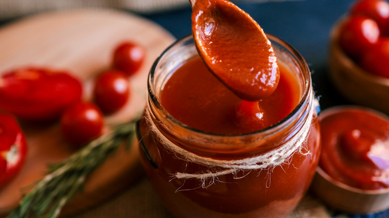 Close up of fresh tomato sauce