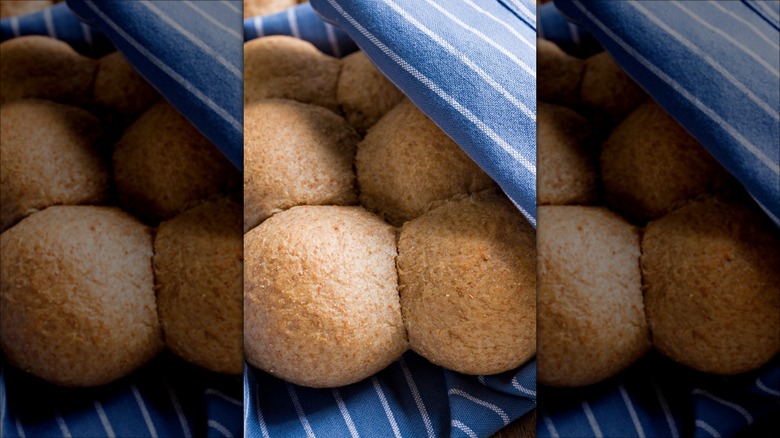 A basket of dinner rolls