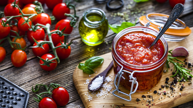 Tomatoes and tomato preserves