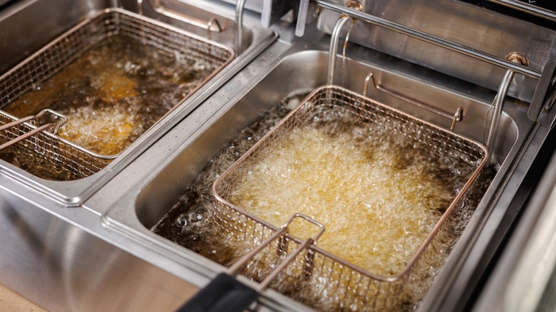 deep fryer with boiling oil