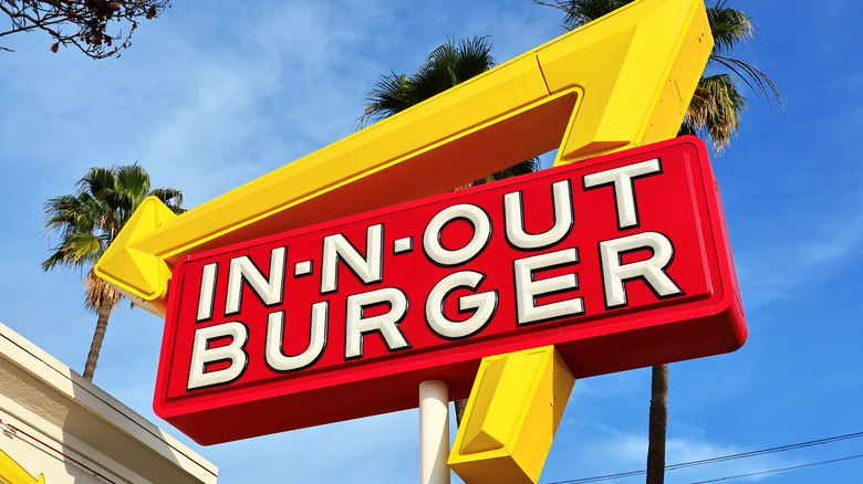 In-N-Out burger sign