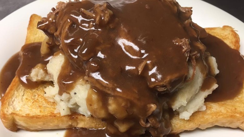 A plate of roast beef Manhattan