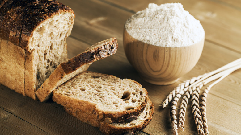 spelt flour on wooden table