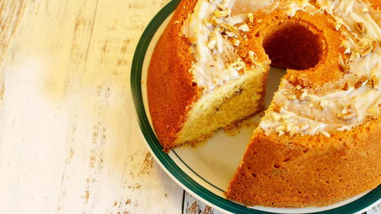 Sock-It-To-Me Bundt cake