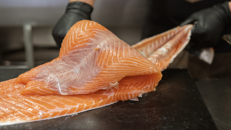 removing salmon skin