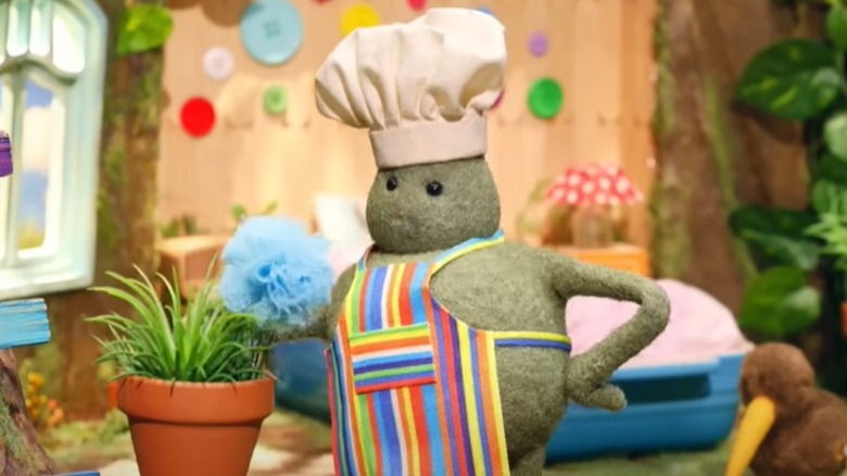 A still of the tiny chef from The Tiny Chef Show