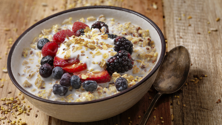 A bowl of granola with fresh fruit