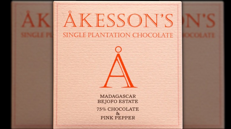 A bar of Åkesson's Madagascar Trinitario & Pink Pepper chocolate