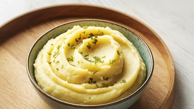 mashed potatoes with herbs