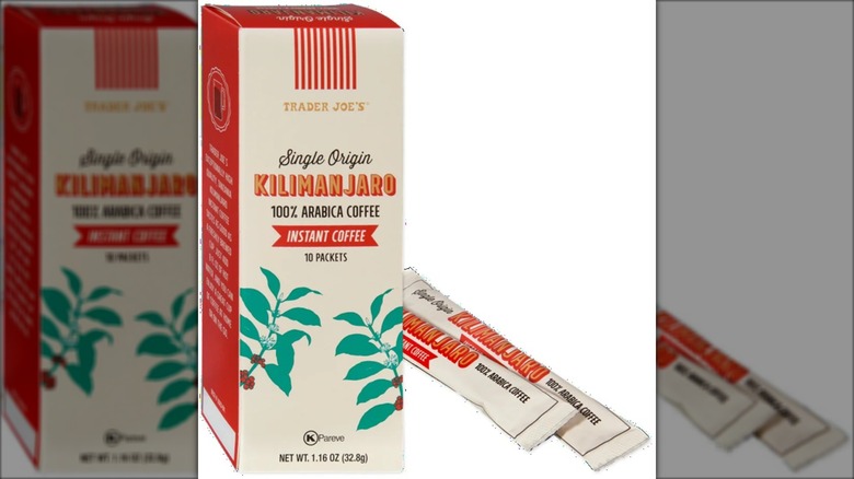 packets of instant coffee in red and green box