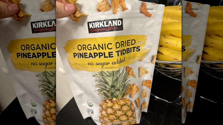 Kirkland Signature Organic Dried Pineapple Tidbits