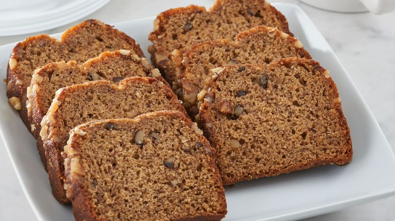 Walmart's Marketside Banana Nut Sliced Cake