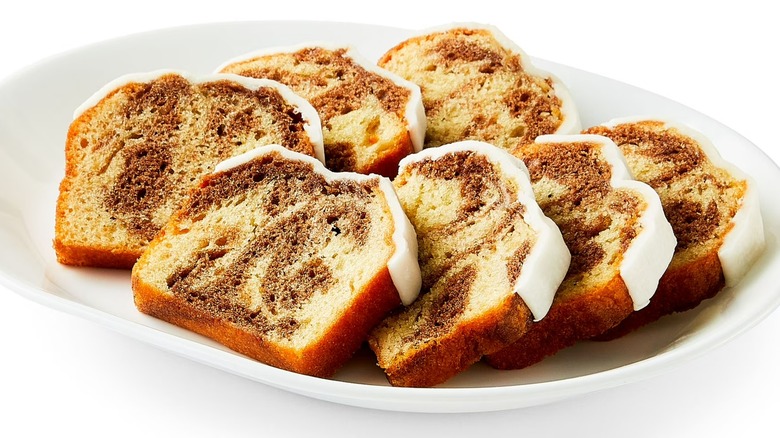 Walmart Marketside Iced Cinnamon Sliced Loaf Cake