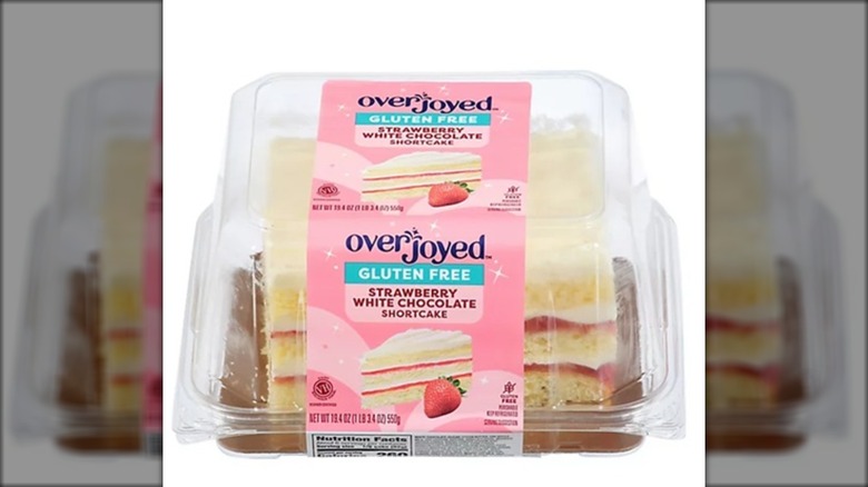 strawberry shortcake in plastic clamshell with pink label