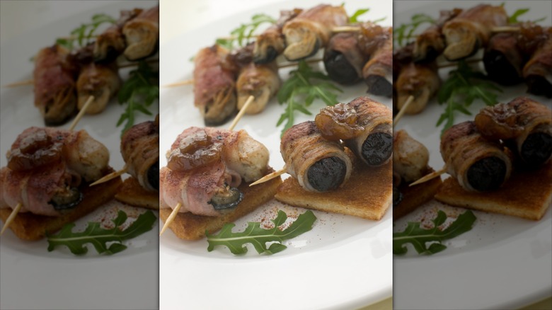 bacon-wrapped angels on horseback