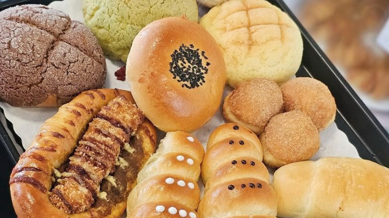 Cafeteria tray loaded with Japanese style baked goods