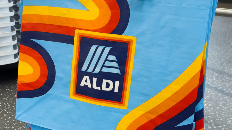 Aldi reusable grocery canvas shopping bags