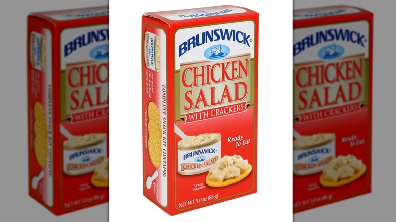 Brunswick Chicken Salad with Crackers