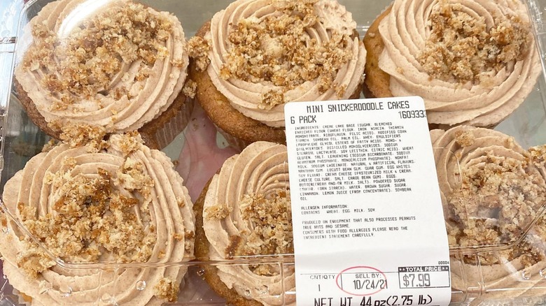 Costco's snickerdoodle mini cakes