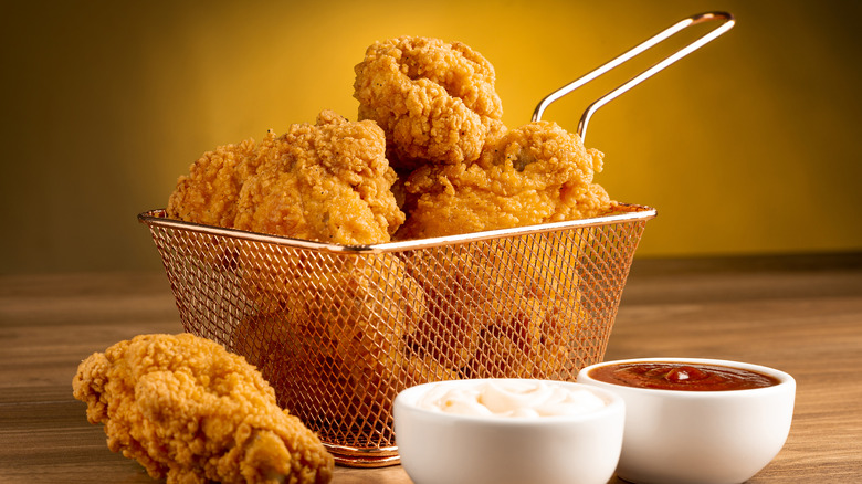 Crispy fried chicken in a basket
