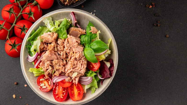 tuna salad with veggies and herbs