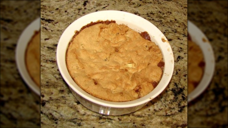 ozark pudding with apples and nuts