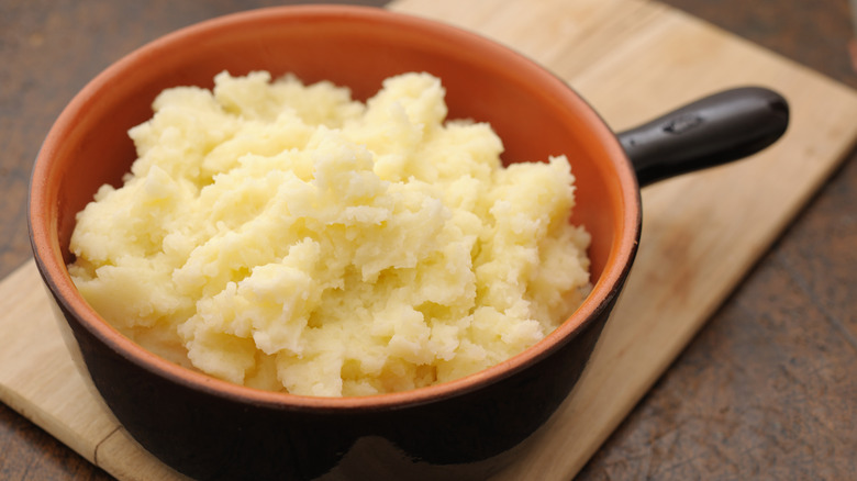 Mashed potatoes in saucepan