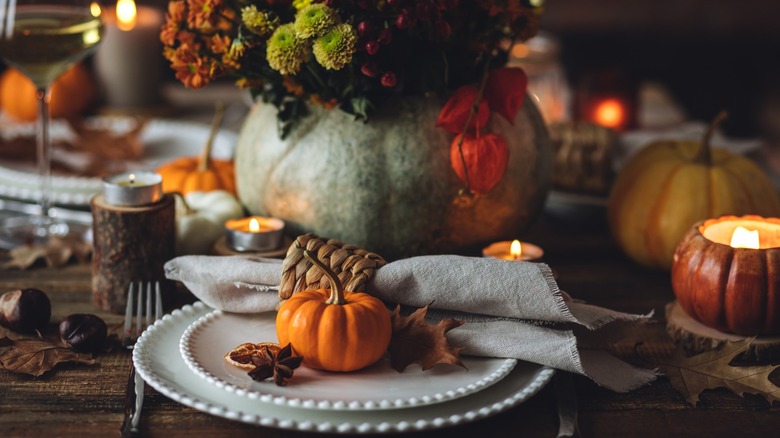 elegant autumn decor on dining table