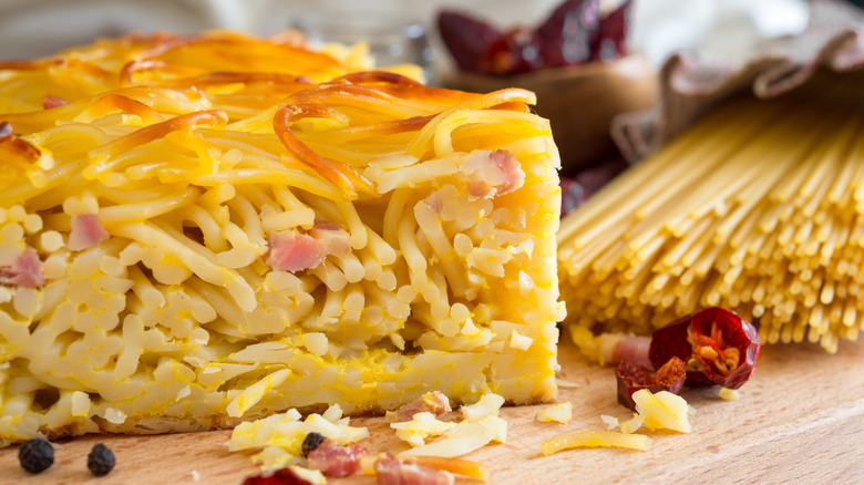 up close view of spaghetti pizza