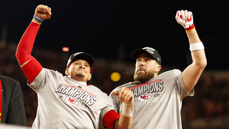 travis kelce and patrick mahomes celebrate after winning the afc championship