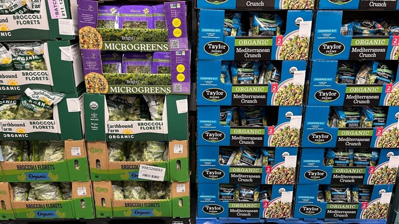 bags of prepared lettuce products and veggies at costco