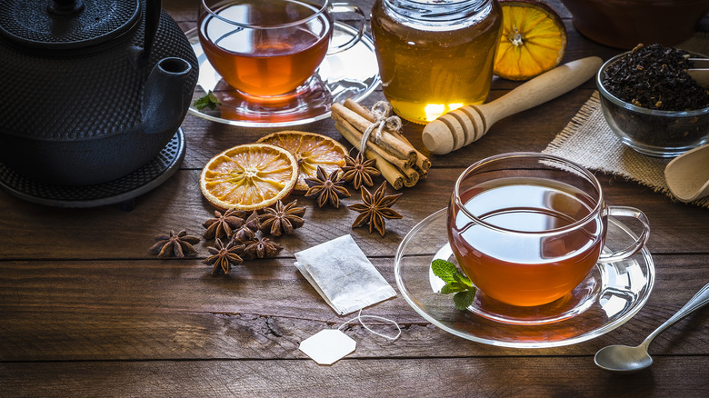 Tea cups and honey