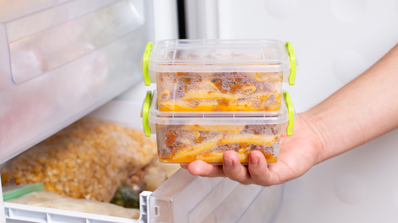 Airtight containers of cooked pasta put in the fridge