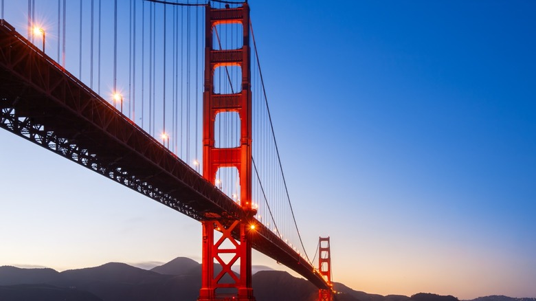 twilight view of the golden gate bridge
