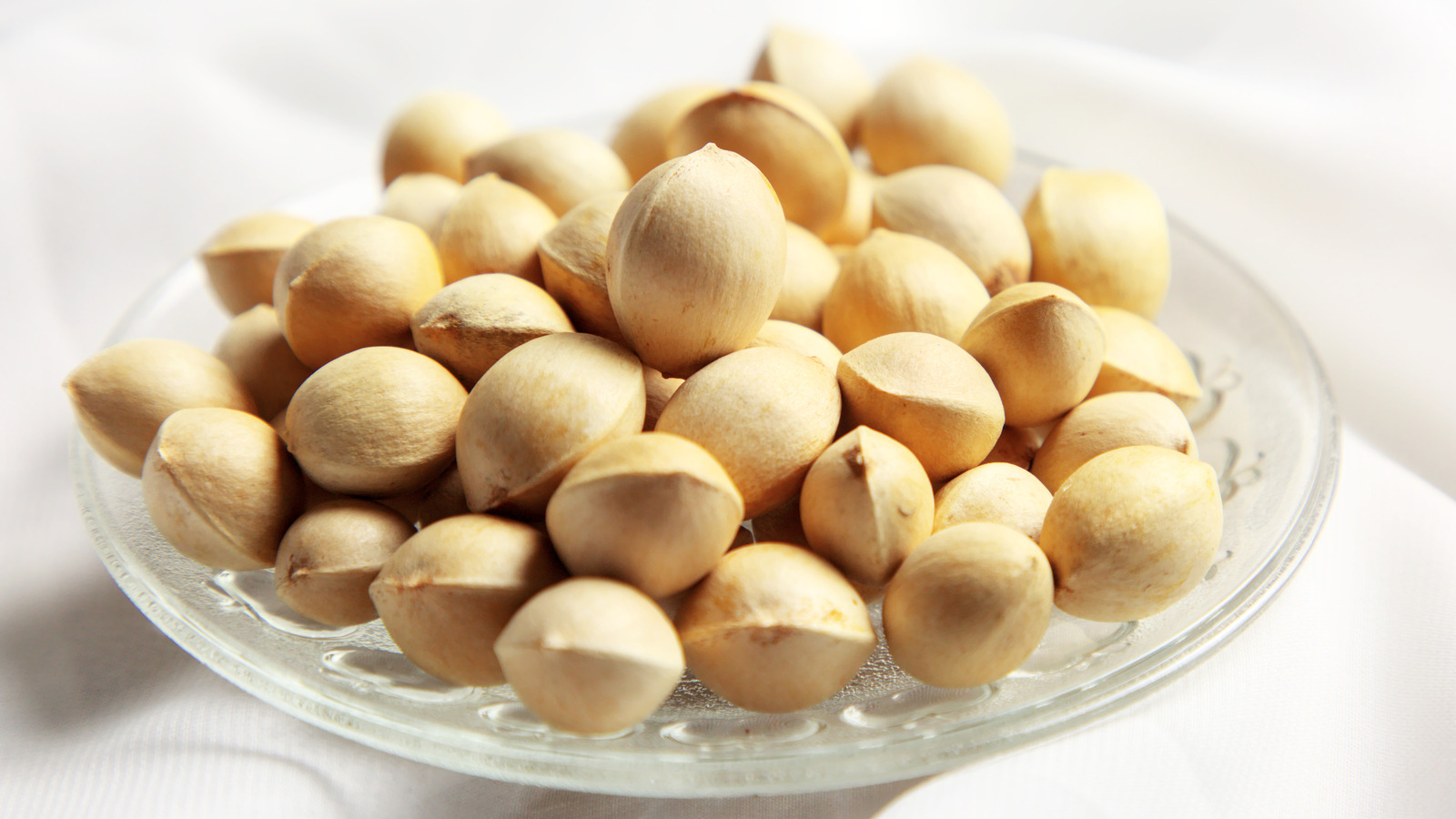 How To Open Stubborn Pistachio Shells Without Using Your Teeth