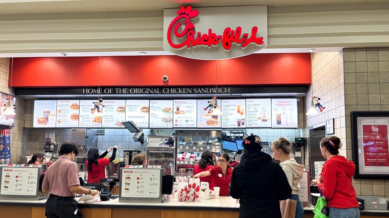 chick-fil-a mall kiosk with employees