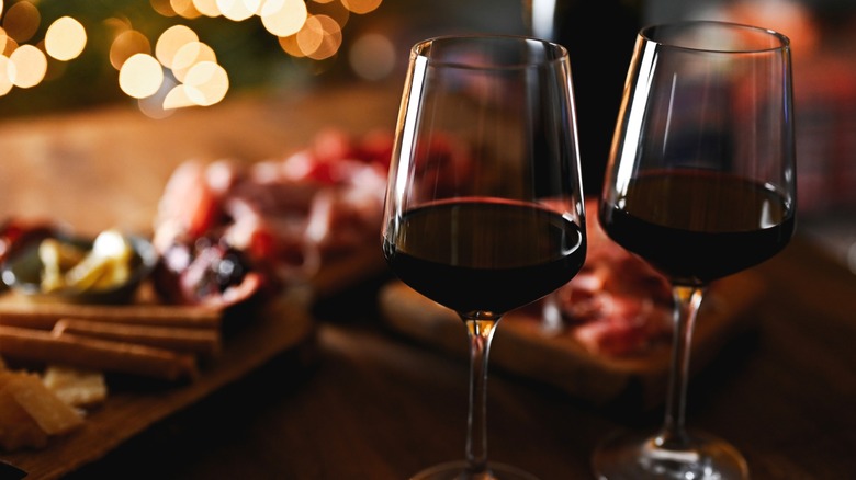 wine glasses on festive tablescape