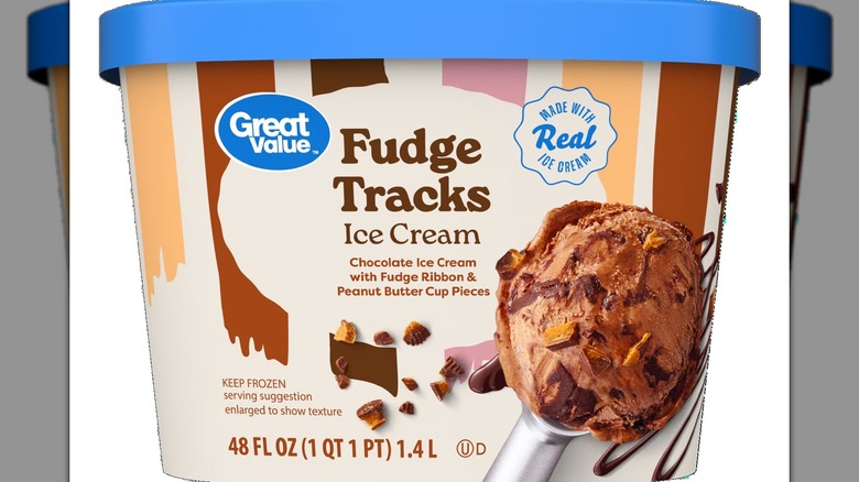fudge tracks ice cream tub with blue lid