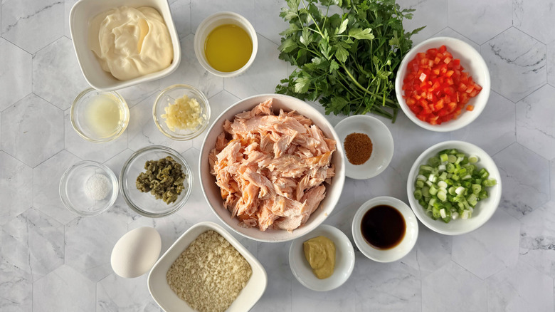 salmon croquettes and aioli ingredients