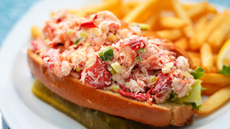 Lobster roll with french fries