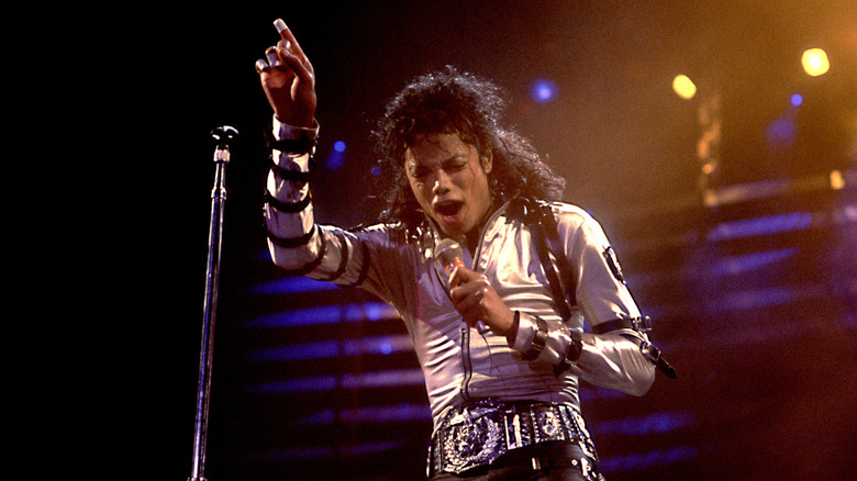 Michael Jackson performing in 1988