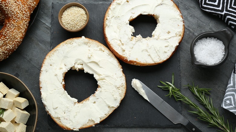 Sliced bagel with cream cheese