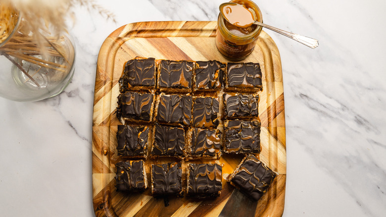 Overhead view of the 3-ingredient passover matzo cake