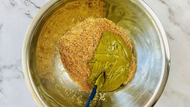 Kataifi and pistachio cream in bowl