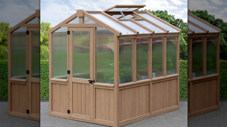 Yardistry's 8' x 7' Greenhouse