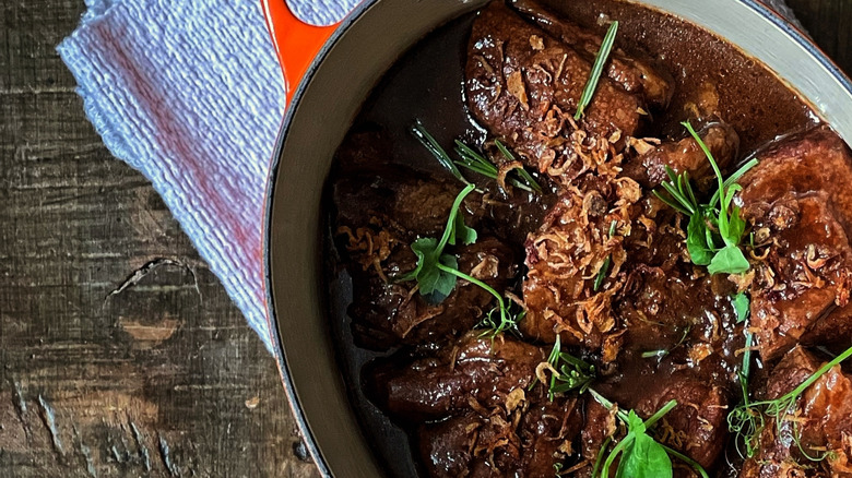 Slow cooked beef brisket in red wine