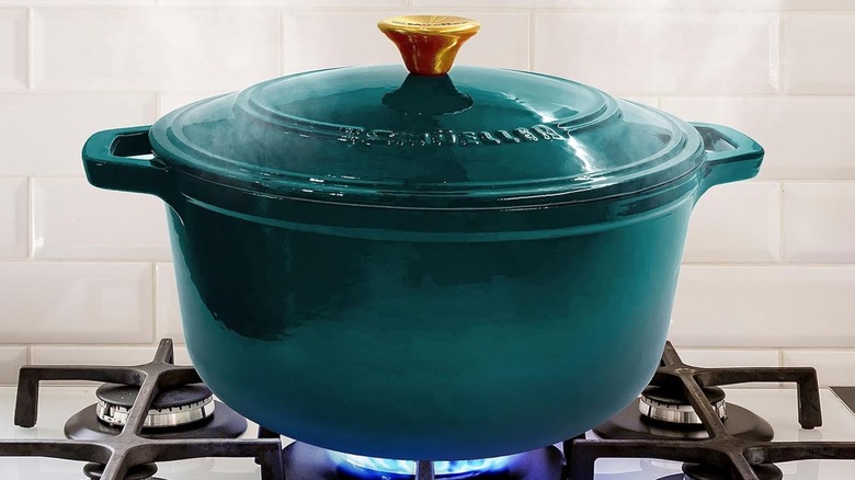 The Mueller DuraCast Dutch oven pot